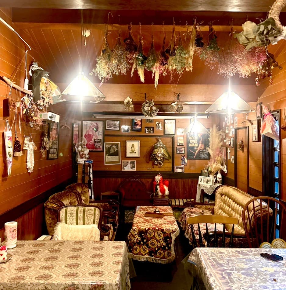 バラは赤くスミレは青く砂糖は甘い - 奈良県橿原市の展示会場 | ArtNow