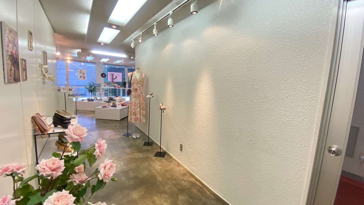 SEVEN AND A HALF - 北海道札幌市中央区の展示会場 | ArtNow